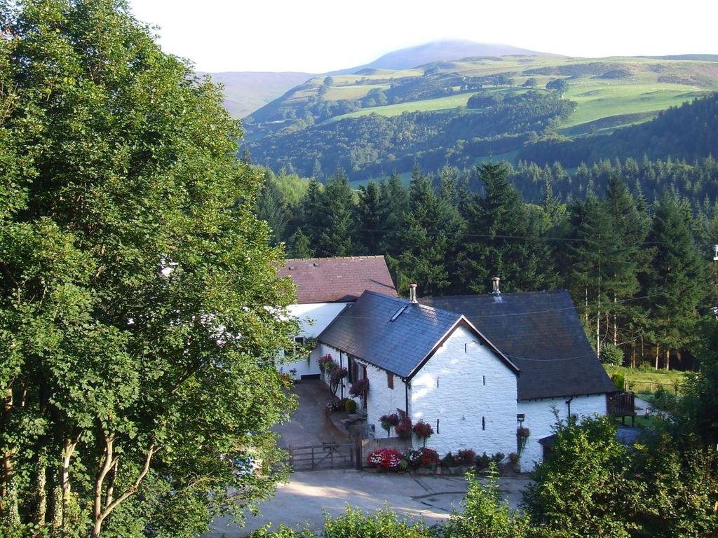 Dee Valley Cottages Ланголен Екстериор снимка