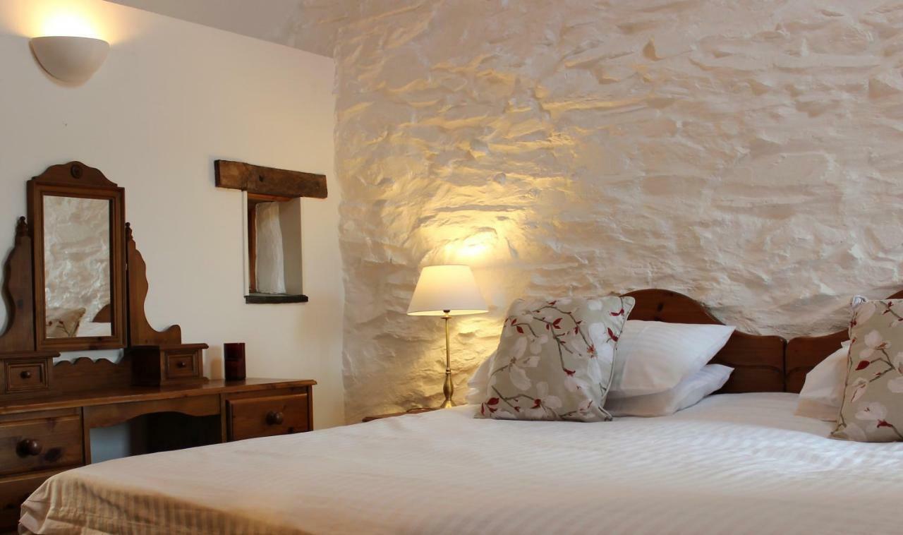 Dee Valley Cottages Ланголен Екстериор снимка